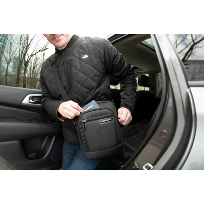 Classic business 2.0 rfid crossbody