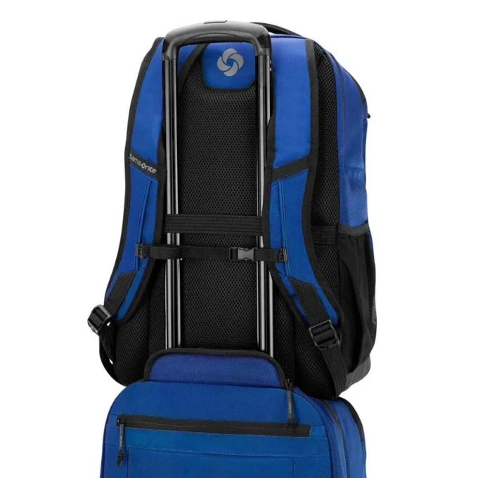 Detour travel backpack