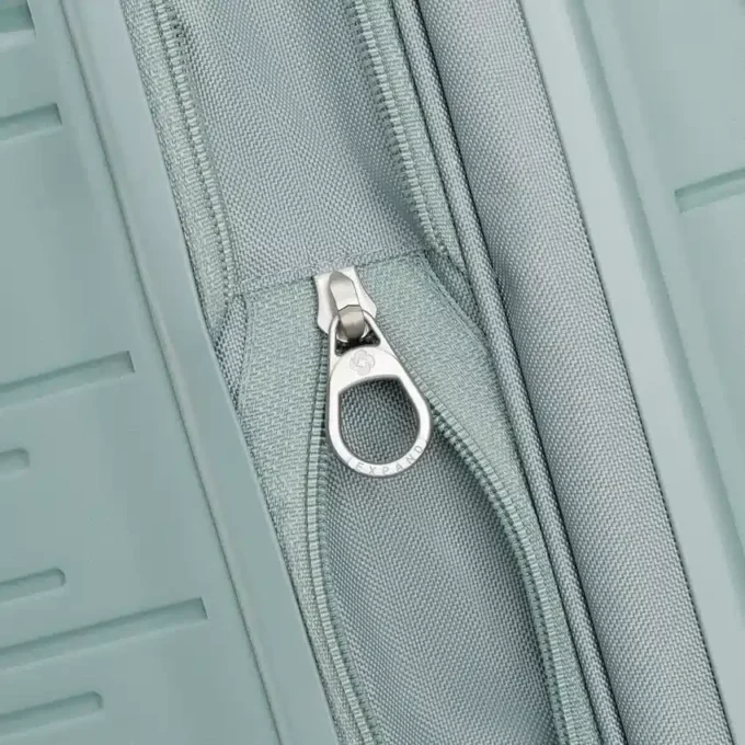 Elevation™ plus elevation™ plus hardside large spinner