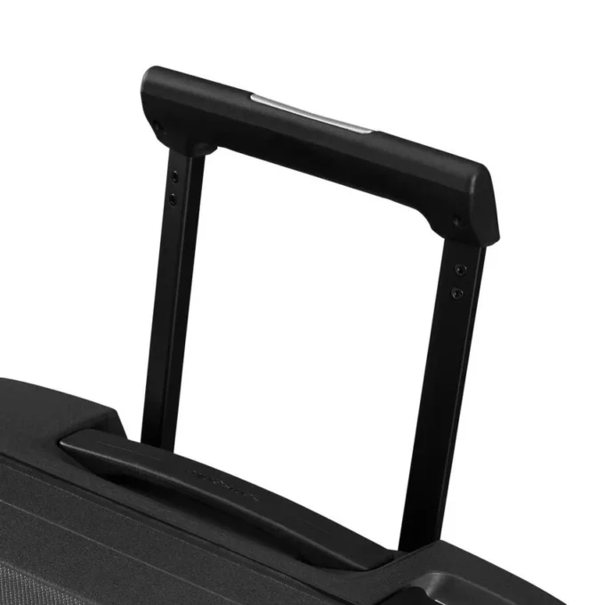 Essens carry-on spinner