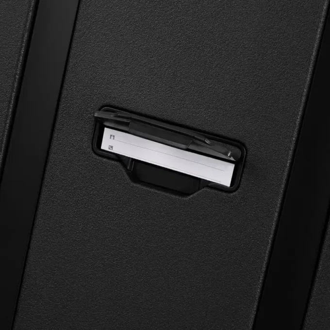 Essens carry-on spinner