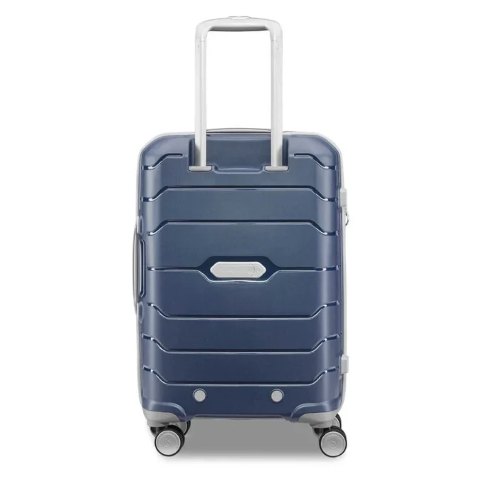 Freeform carry-on spinner