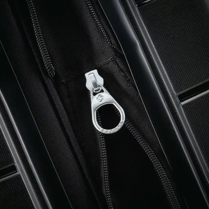 Freeform medium spinner