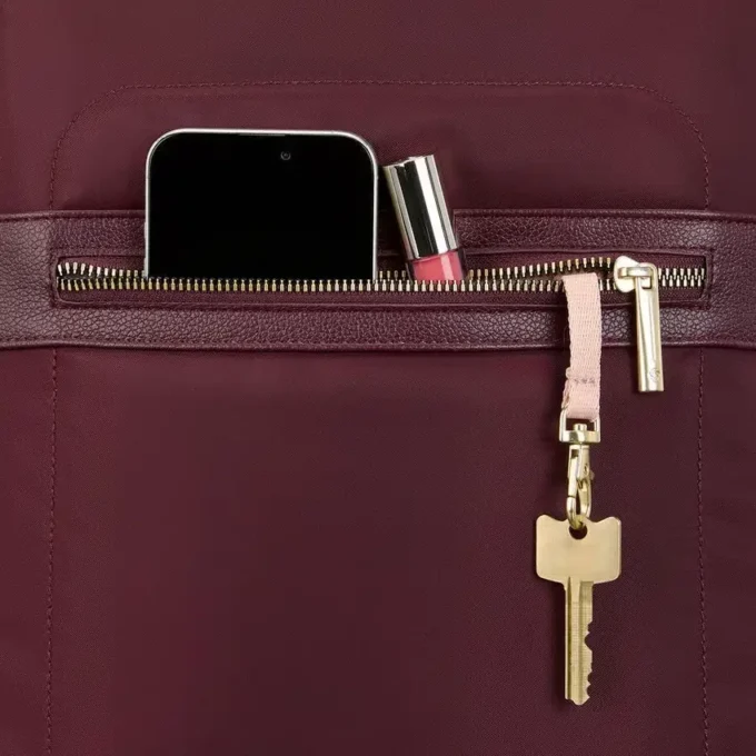 Mobile solution 2 essential backpack