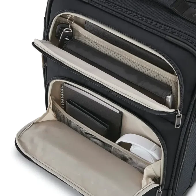 Nuroad carry-on spinner