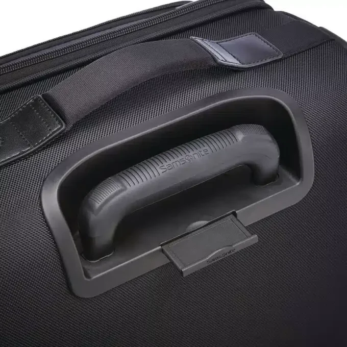 Nuroad carry-on spinner