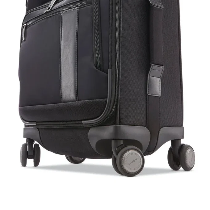 Nuroad carry-on spinner