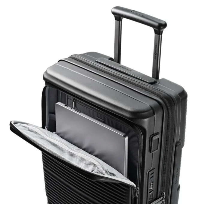 Paralux global carry-on spinner