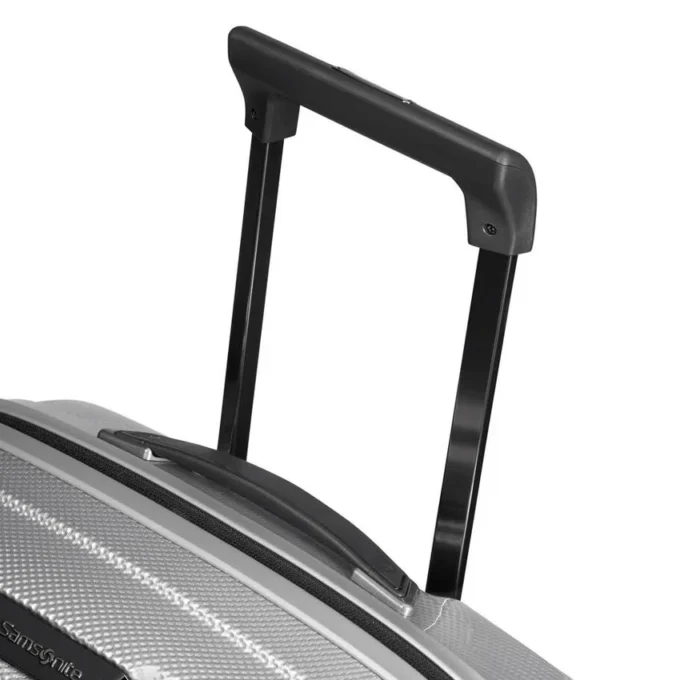 Proxis global carry-on spinner