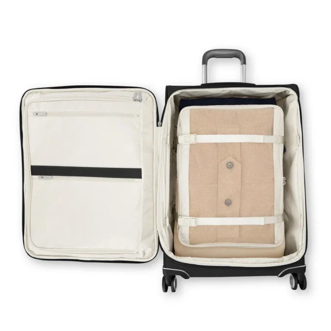 Silhouette 18 softside medium spinner