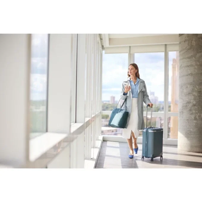 Silhouette 18 women’s tote