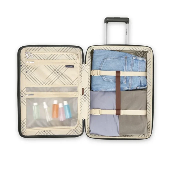 Virtuosa carry-on spinner