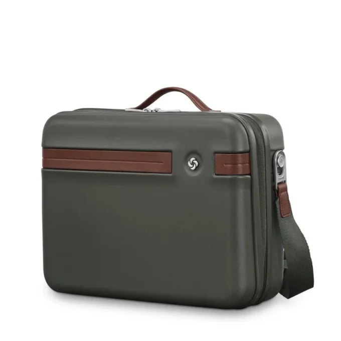 Virtuosa train case