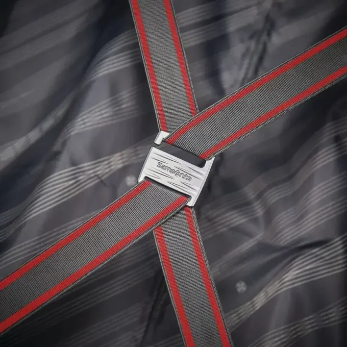 Voltage dlx global carry-on spinner