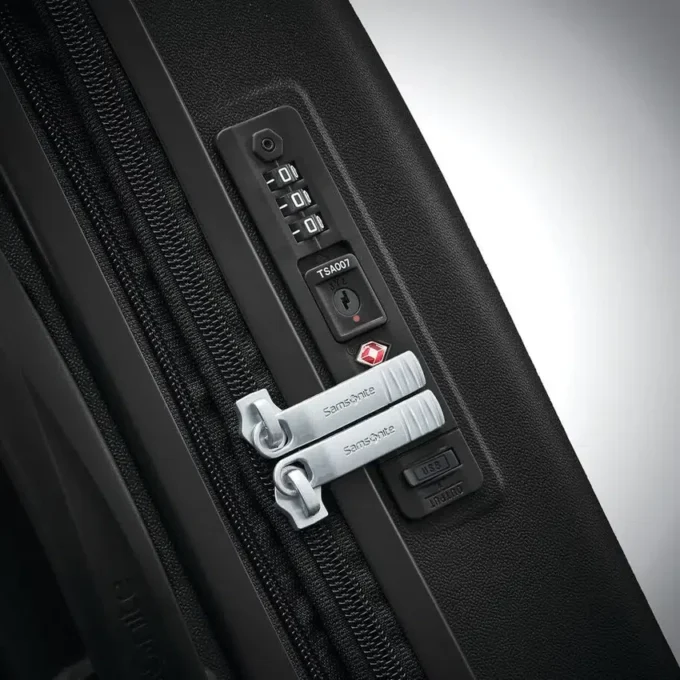 Voltage dlx global carry-on spinner